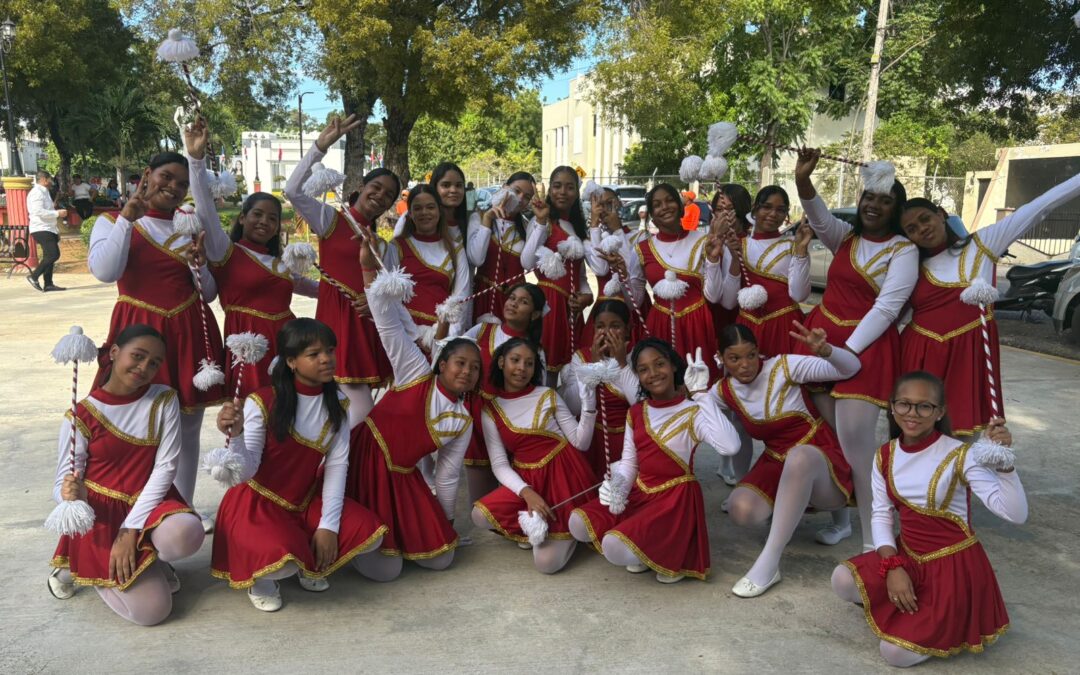 Desfile día de Duarte Barahona